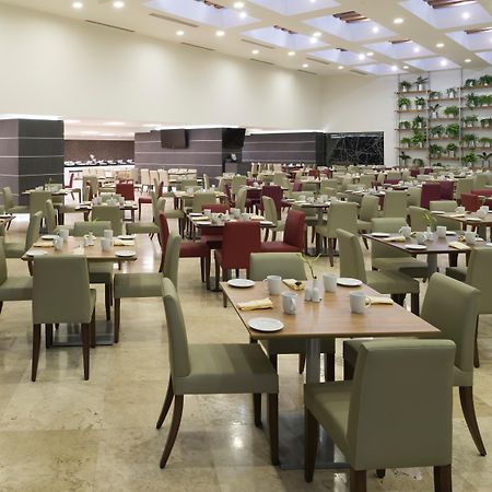 Real Inn Tijuana By Camino Real Hoteles מראה חיצוני תמונה The dining room