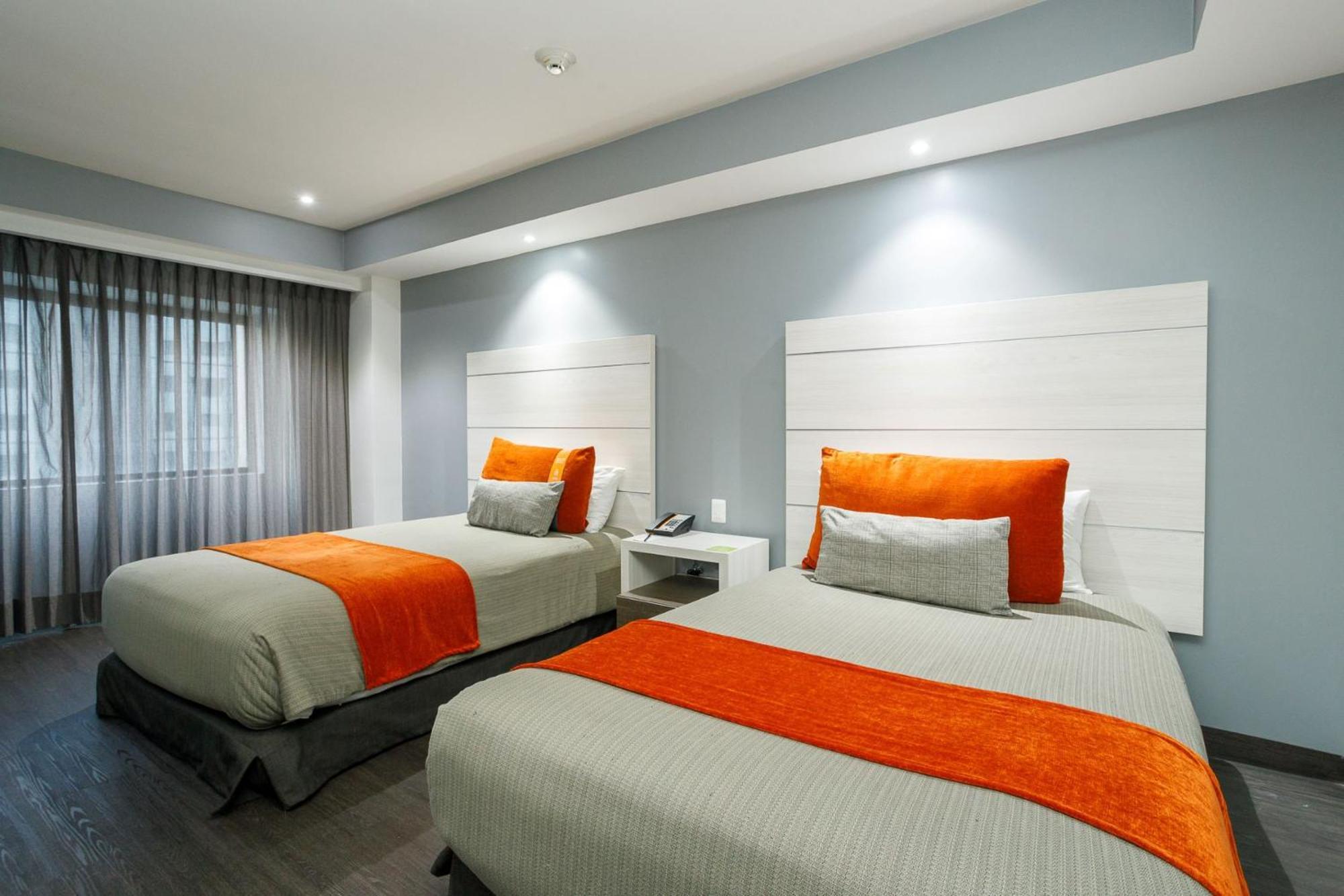 Real Inn Tijuana By Camino Real Hoteles מראה חיצוני תמונה A room at the hotel