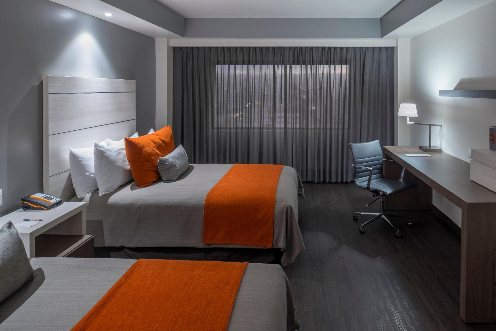 Real Inn Tijuana By Camino Real Hoteles מראה חיצוני תמונה A room at the hotel
