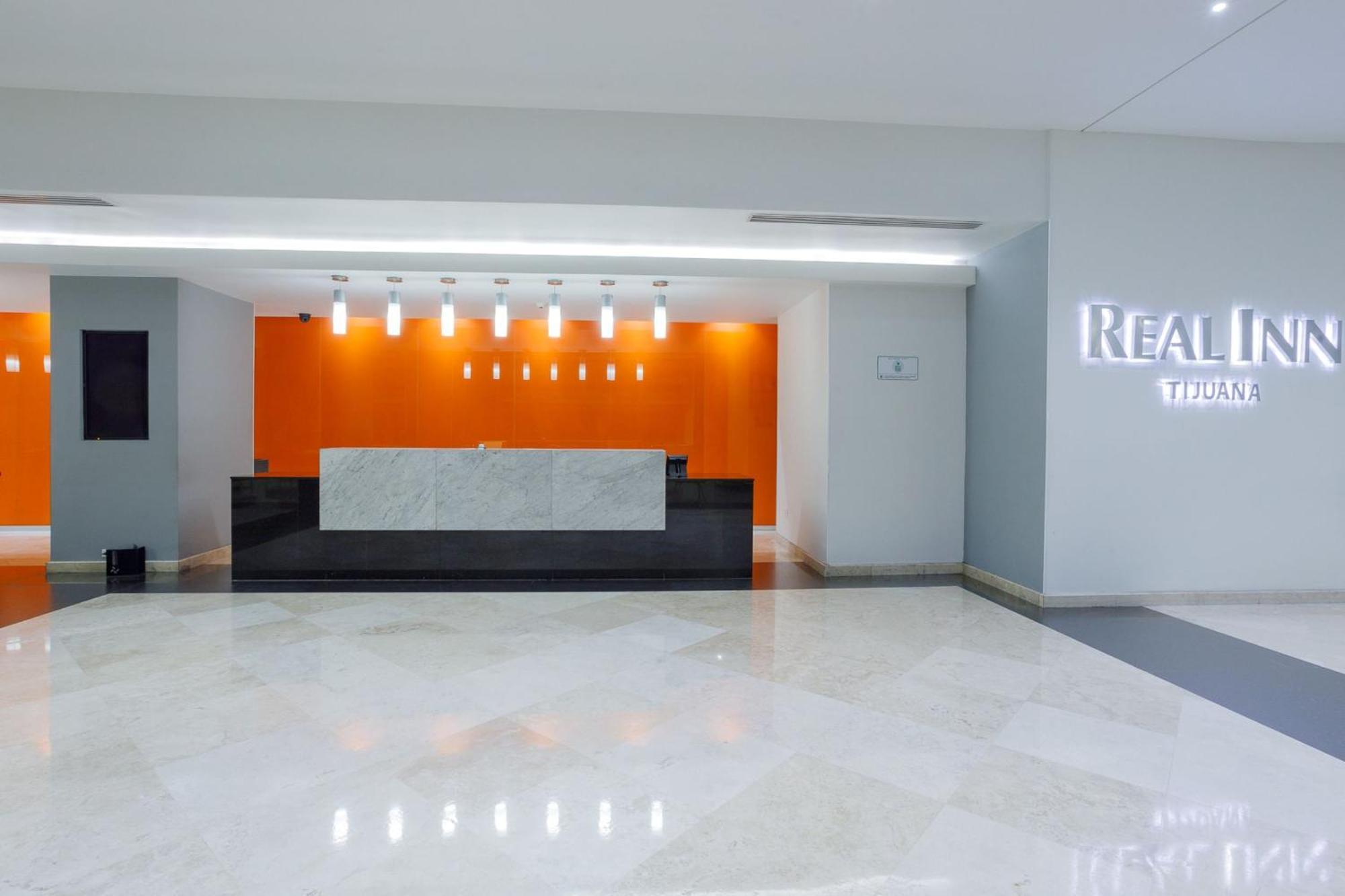Real Inn Tijuana By Camino Real Hoteles מראה חיצוני תמונה Realty+